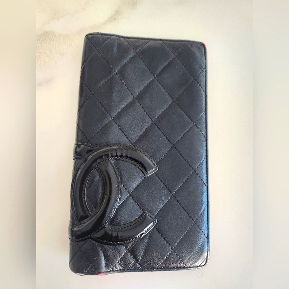 Chanel Wallet-Needs A Trip To The Spa! Who doesn't? Grab This Steal & Paint Her! - Picture 1 of 14